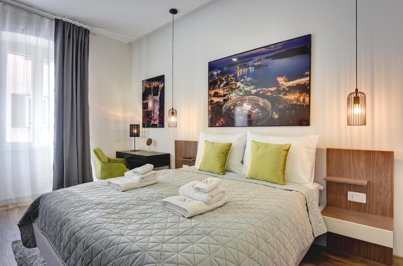 D&A Central Luxury Apartments With Free Parking PUY Exterior foto