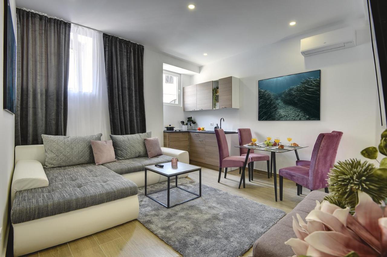 D&A Central Luxury Apartments With Free Parking PUY Exterior foto