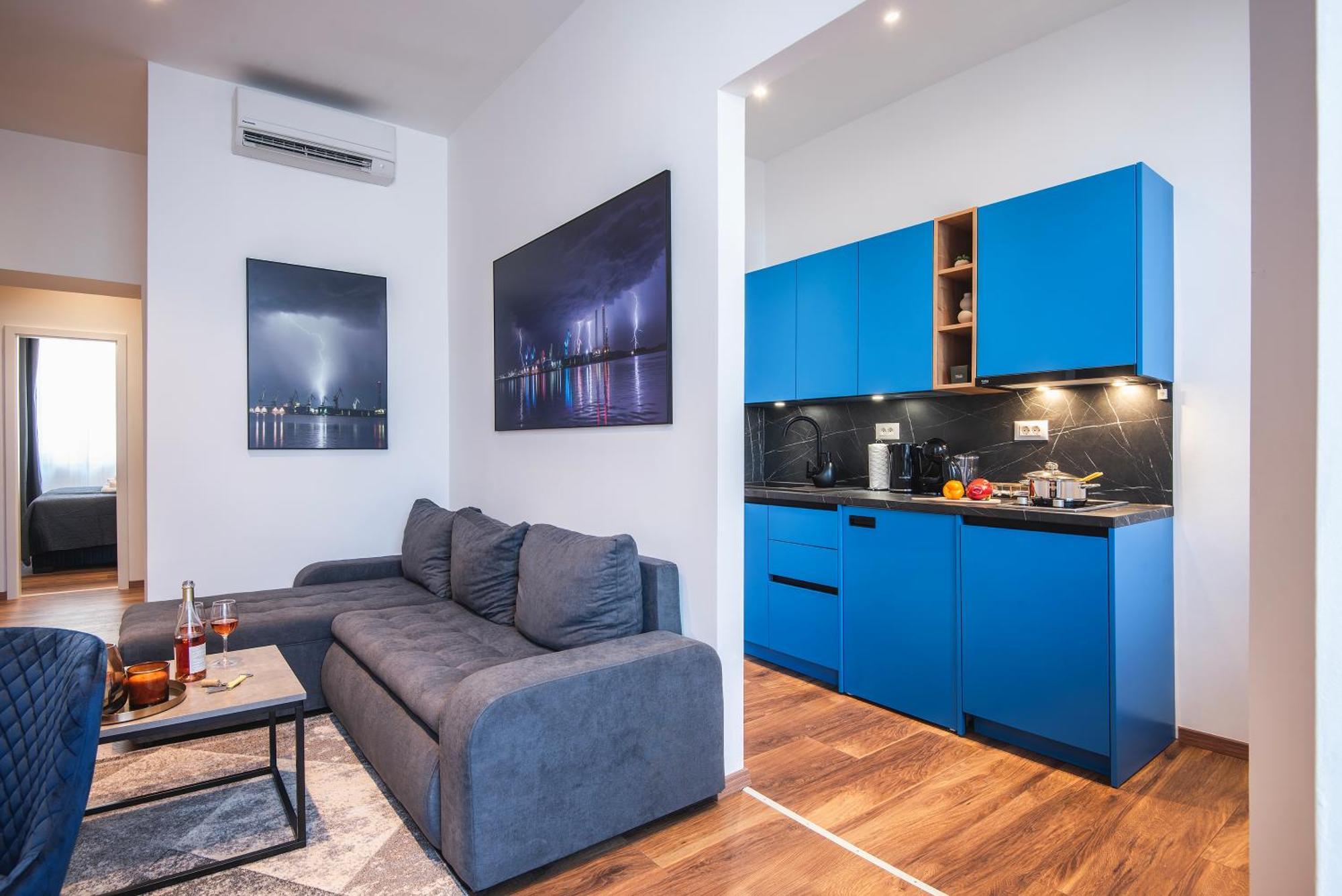 D&A Central Luxury Apartments With Free Parking PUY Exterior foto