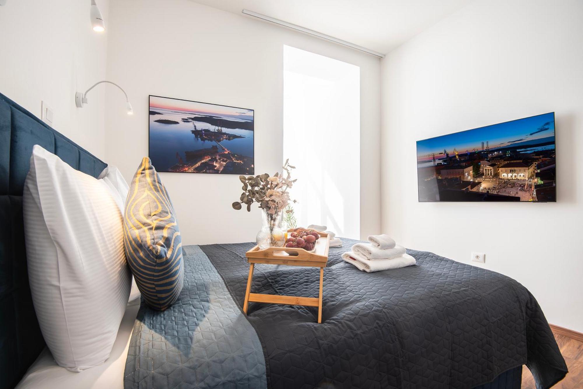 D&A Central Luxury Apartments With Free Parking PUY Exterior foto