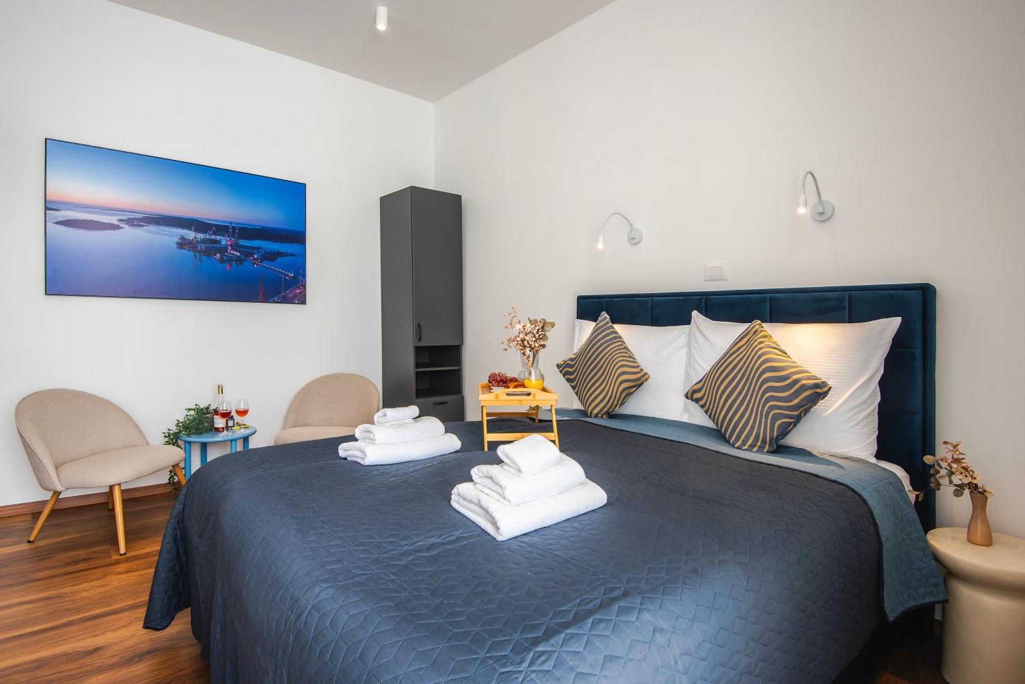 D&A Central Luxury Apartments With Free Parking PUY Exterior foto