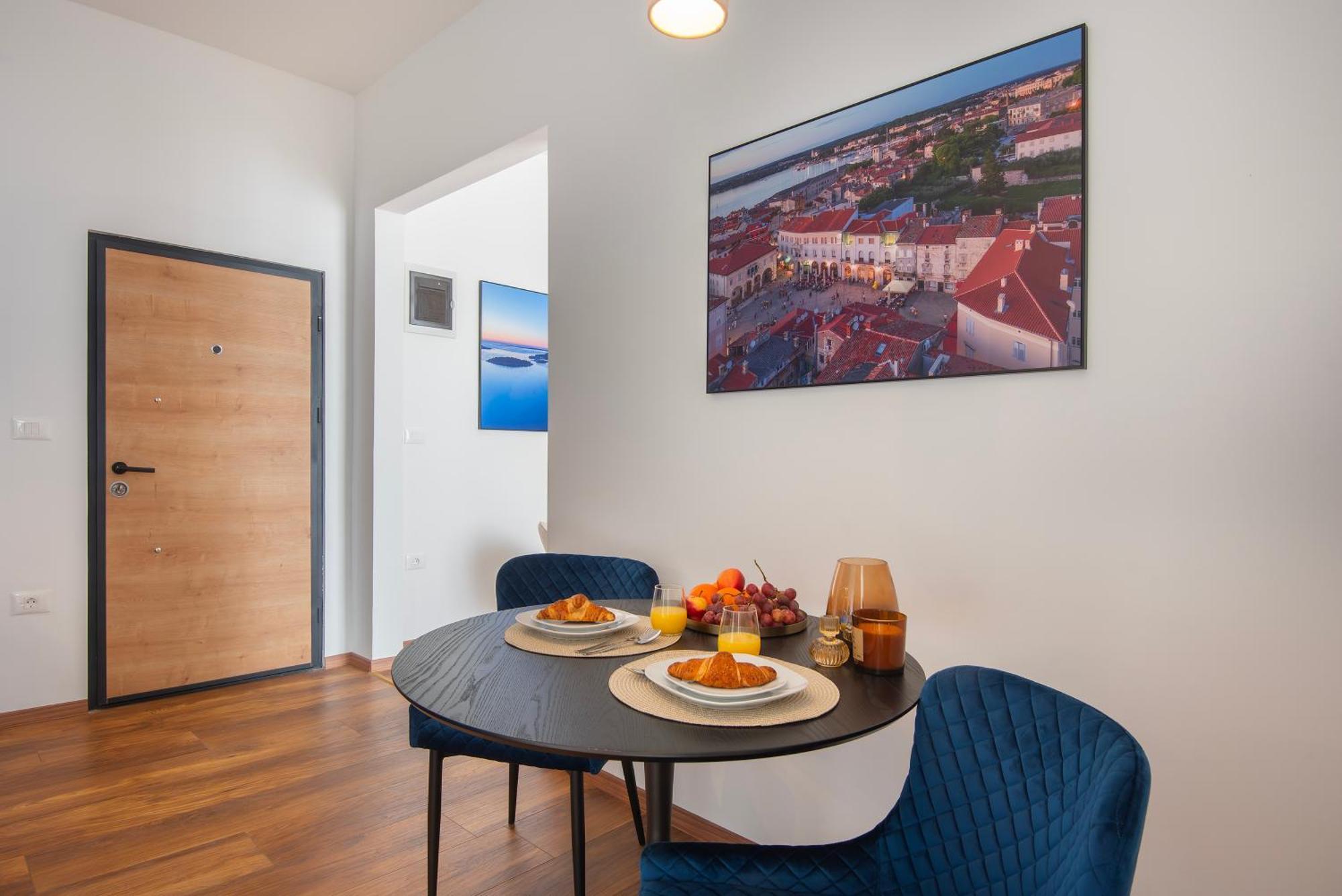 D&A Central Luxury Apartments With Free Parking PUY Exterior foto